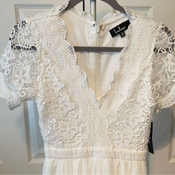Lulu's White Lace Romper Size XS - Picture 1 of 9
